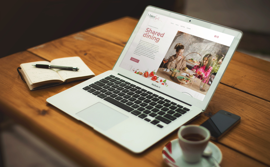 66-macbook-air-mockup-free-psd-graphics-vol-2-site